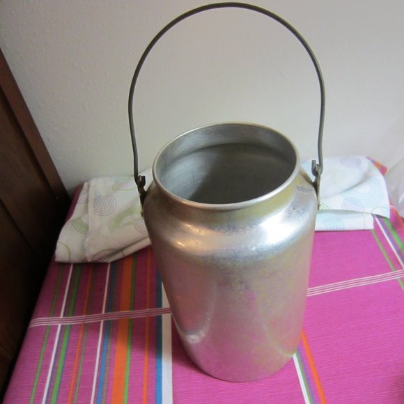 VINTAGE (OLD)ALUMINUN MILK CREAM CAN-PAIL WITH HANDLE/LEYSE ALUMINUM, CO - Picture 1 of 5